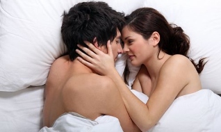 Regularne życie seksualne pozytywnie wpływa na męski organizm