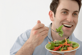 jedzenie sałatki warzywnej podczas leczenia zapalenia gruczołu krokowego